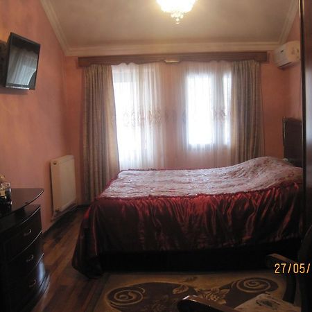 Metaxa Guesthouse Batumi Exterior foto